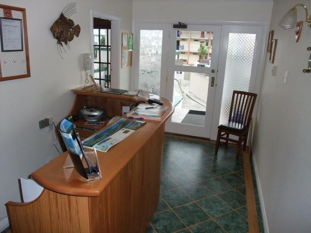 Bed & Breakfast Picton House B&B And Motel 2*